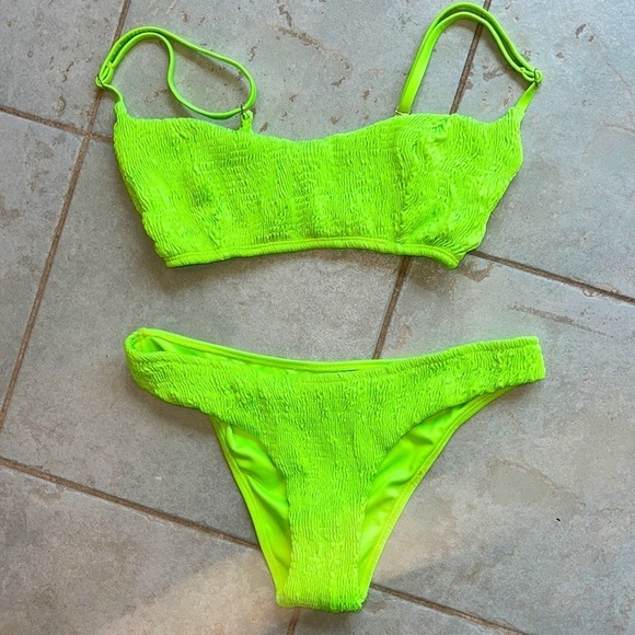 Peixoto neon bikini SET SMALL MEDIUM rouched sample adjustable straps HOT GREEN - Picture 7 of 13